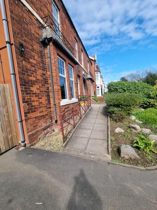 The Hot Tub Townhouse By Holiday Heim Villa Lytham St Annes Exterior photo